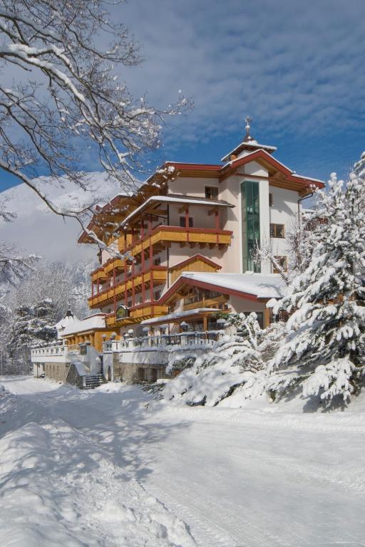 Huber Hotel Tramserhof Ландек Екстер'єр фото